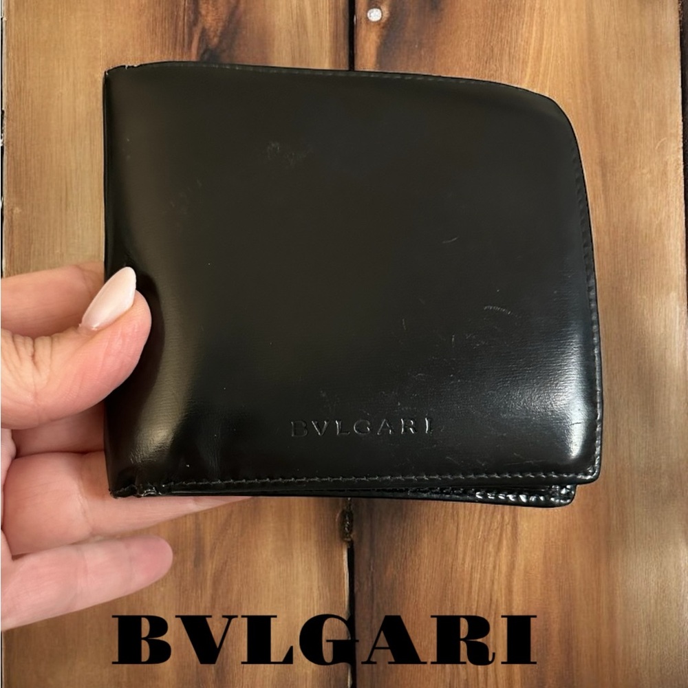 Bvlgari Black Leather Mens Bifold Wallet